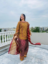 Mehwar Farshi Shalwar Printed 3PC