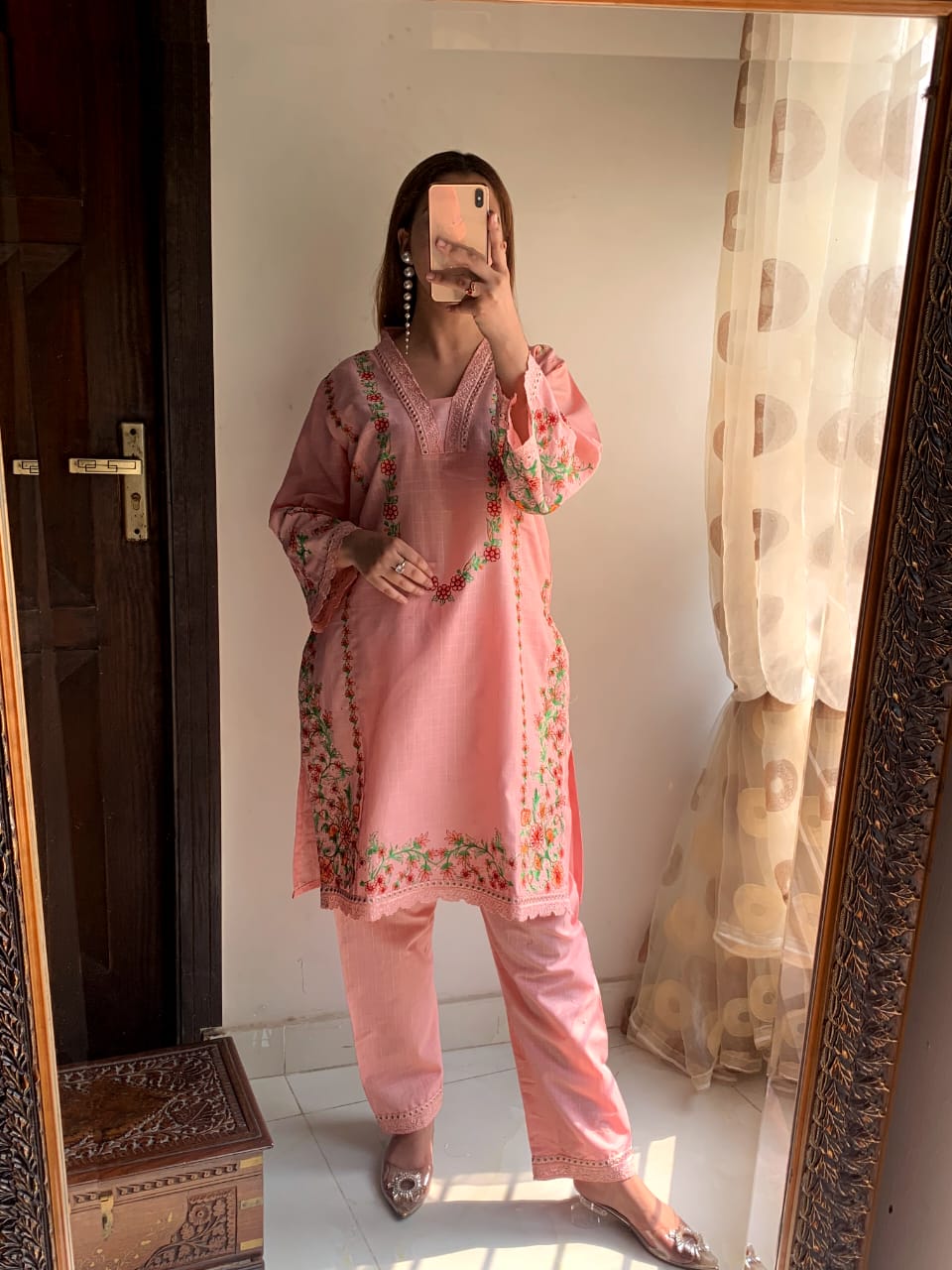 Shiny PINK